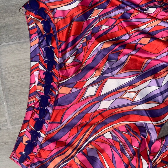 One Shoulder Beaded Top - Picture 3 of 3